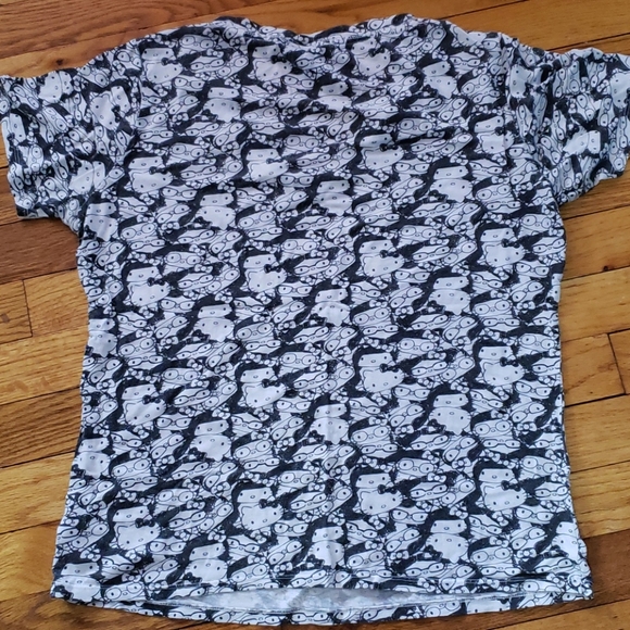 🏷 5 for $20 HELLO KITTY X FOREVER 21 TEE - Picture 3 of 3